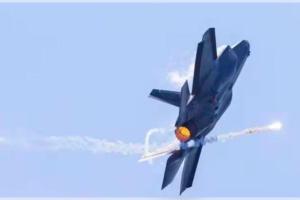 ଇରାନ ଆକ୍ରମଣରେ ଖସିଲା ଆମେରିକା ବାୟୁସେନାର ୨ଟି ଲଢୁଆ ବିମାନ ଏଫ୍-୧୫-ଇ ଏବଂ ଏ-୧୦ ଥଣ୍ଡରବୋଲ୍ଟ