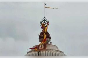 କାଳବୈଶାଖୀର ତାଣ୍ଡବ: ପ୍ରବଳ ଝଡ଼ବର୍ଷାରେ ଛିଣ୍ଡିଗଲା ନୀଳଚକ୍ରର ପବିତ୍ର ବାନା