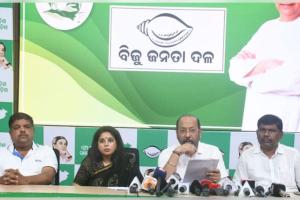 କବିସୂର୍ଯ୍ୟନଗର ହାଜତ ମୃତ୍ୟୁ ଘଟଣାକୁ ନେଇ ବର୍ଷିଲା ବିଜେଡି; ଅଭିଯୁକ୍ତ ପୁଲିସ ଅଧିକାରୀଙ୍କ ବିରୋଧରେ ହତ୍ୟା ମାମଲା ରୁଜୁ ହେଉ