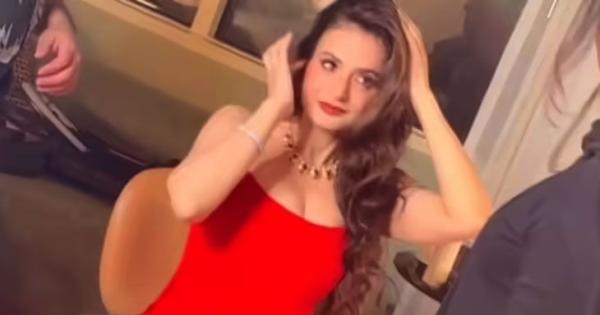 ଅଡୁଆରେ ଅମିଷା ପଟେଲ: ଜାରି ହେଲା ଅଣଜାମିନ ବିହୀନ ୱାରେଣ୍ଟ, ପ୍ରତିକ୍ରିୟା ରଖିଲେ ଅଭିନେତ୍ରୀ