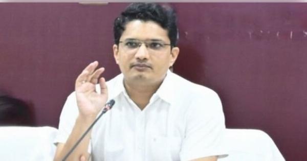 କଟକ ଜିଲ୍ଲାପାଳଙ୍କ ବିରୋଧରେ ସ୍ଵାଧିକାର ଭଙ୍ଗ ନୋଟିସ୍