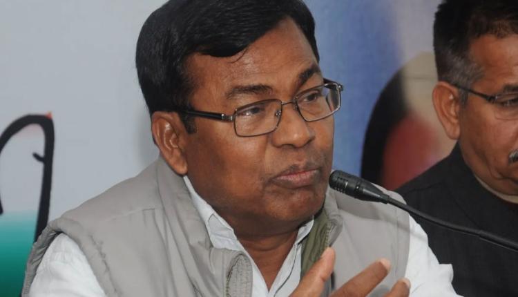 ଏସସିବି ଅଗ୍ନିକାଣ୍ଡ ଘଟଣା: ଚିକିତ୍ସାଧିନ ଆହତଙ୍କୁ ଭେଟିଲେ ପିସିସି ସଭାପତି, କହିଲେ କର୍ତ୍ତୃପକ୍ଷ କର୍ତ୍ତବ୍ୟରେ ଅବହେଳା କରିଛନ୍ତି