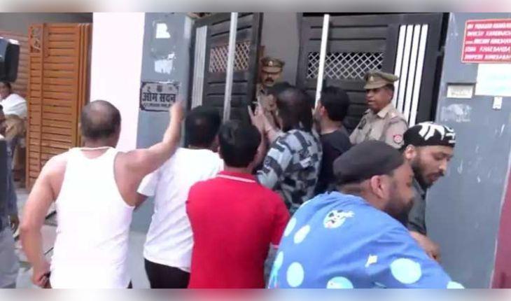 ଲକ୍ଷ୍ନୌରେ ଲୋମହର୍ଷକ ଘଟଣା, ୫ ବର୍ଷର ପୁଅକୁ ପିଟି ପିଟି ମାରିଦେଲେ ସାବତ ମା’ ଓ ବାପା, ପୋଷ୍ଟମର୍ଟମ ରିପୋର୍ଟରୁ ହେଲା ସାଂଘାତିକ ଖୁଲାସା