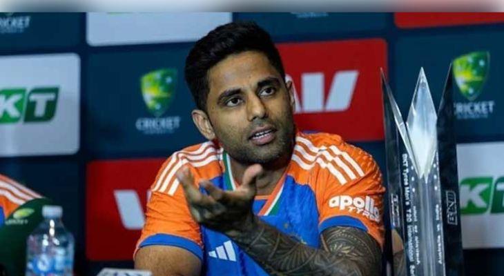 ଇଣ୍ଡିଆ-ପାକିସ୍ତାନ ମ୍ୟାଚ୍: ହାତ ମିଳାଇବା ନେଇ ସସ୍‌ପେନ୍ସ ରଖିଲେ ସୂର୍ଯ୍ୟକୁମାର, କହିଲେ- '୨୪ ଘଣ୍ଟା ଅପେକ୍ଷା କରନ୍ତୁ'