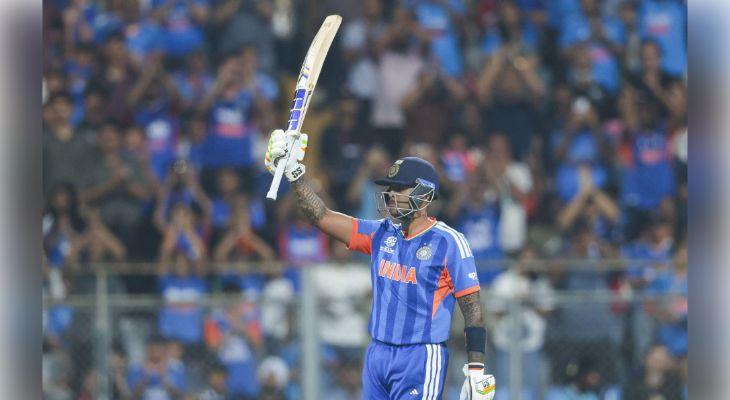 ୭୭/୬ ରୁ ମ୍ୟାଚ୍ ଜିତାଇଲେ ସୂର୍ଯ୍ୟକୁମାର! ଆମେରିକା ବିପକ୍ଷରେ ଭାରତର ରୋମାଞ୍ଚକର ବିଜୟ 