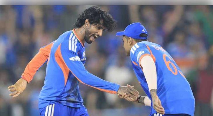 T20 ବିଶ୍ୱକପ୍: ପାକିସ୍ତାନକୁ ଧୂଳି ଚଟାଇଲା ଭାରତ, କିନ୍ତୁ ମ୍ୟାଚ୍ ପରେ ହାତ ମିଳାଇଲେନି ଟିମ୍ ଇଣ୍ଡିଆ ଖେଳାଳି